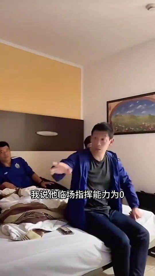 【值得一看】卡纳瓦罗翻译李白：补的工资让他自己填，一分没要