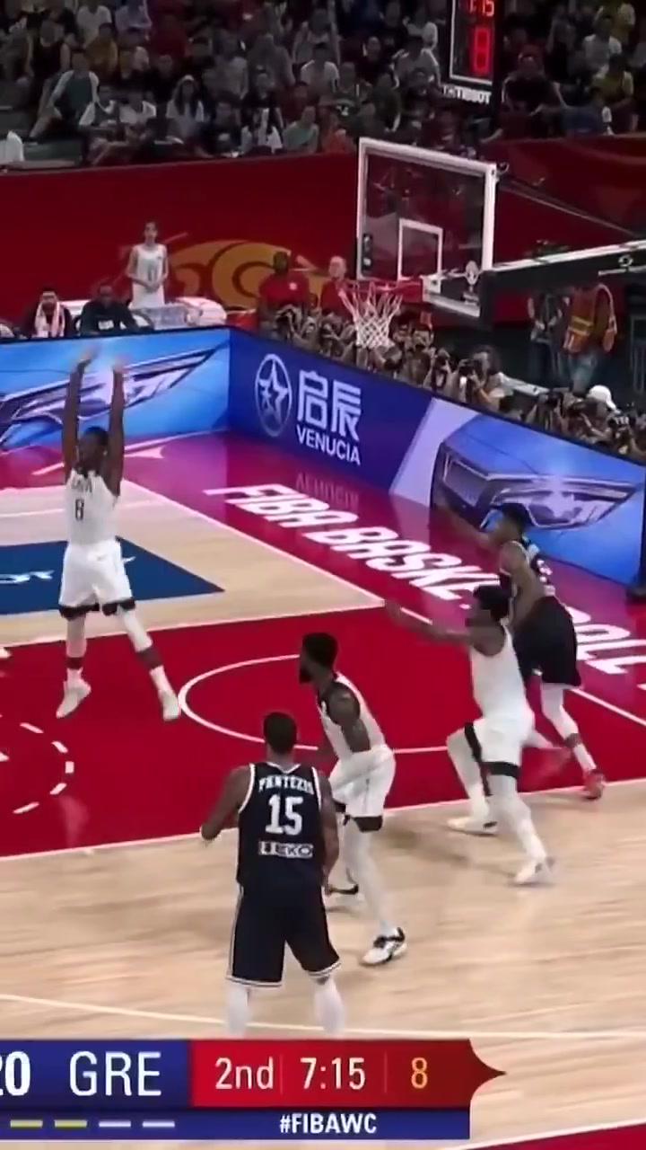【精彩剪辑】现在已经适应FIBA了！19年世界杯，字母哥被斯玛特防懵了！