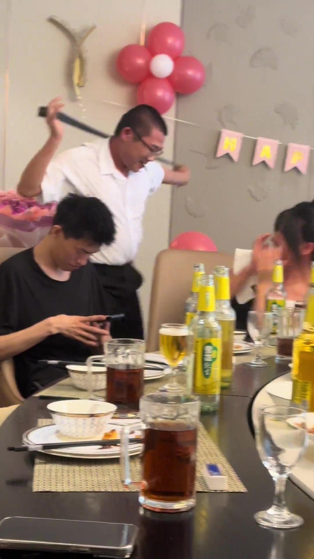 见过玩的野的，没见过玩这么野的！