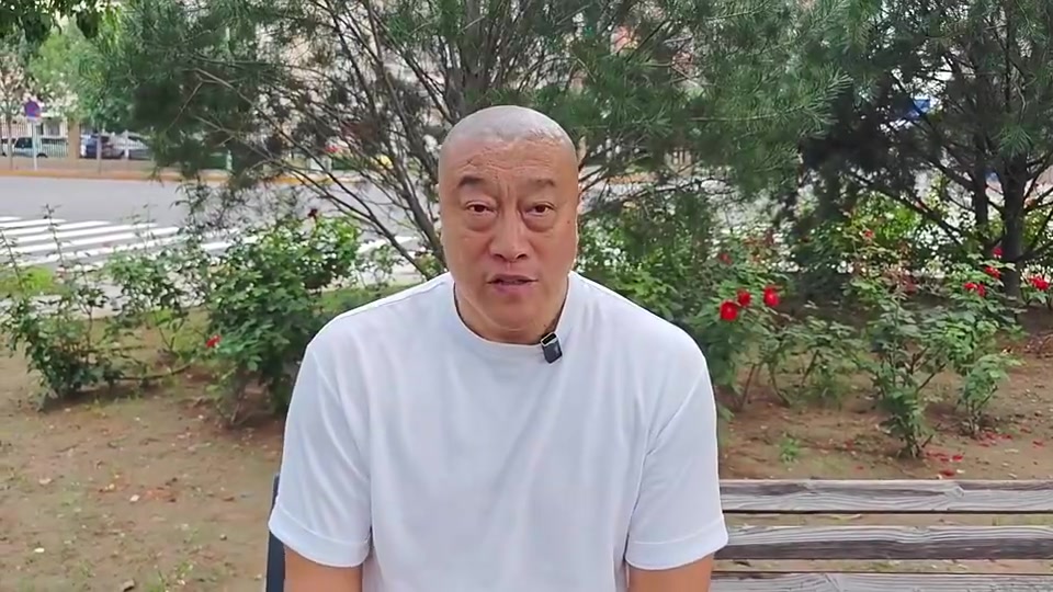 [视频]老詹当年去热火算抱团吗？马健：当然算，但抱团是一项伟大举措