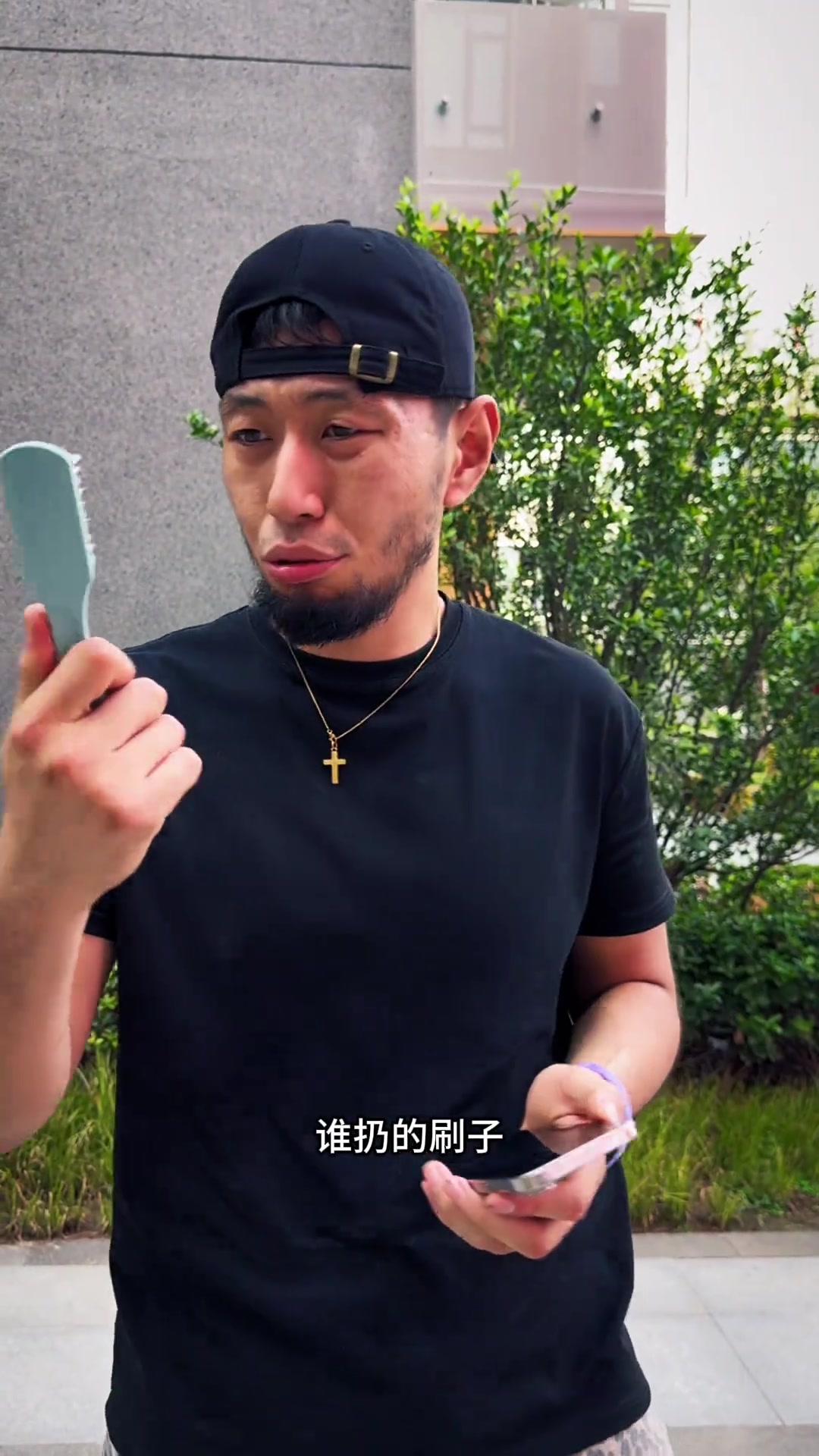 【今日视频】篮球网红“胡子球手”：刷子是怎么打球的？