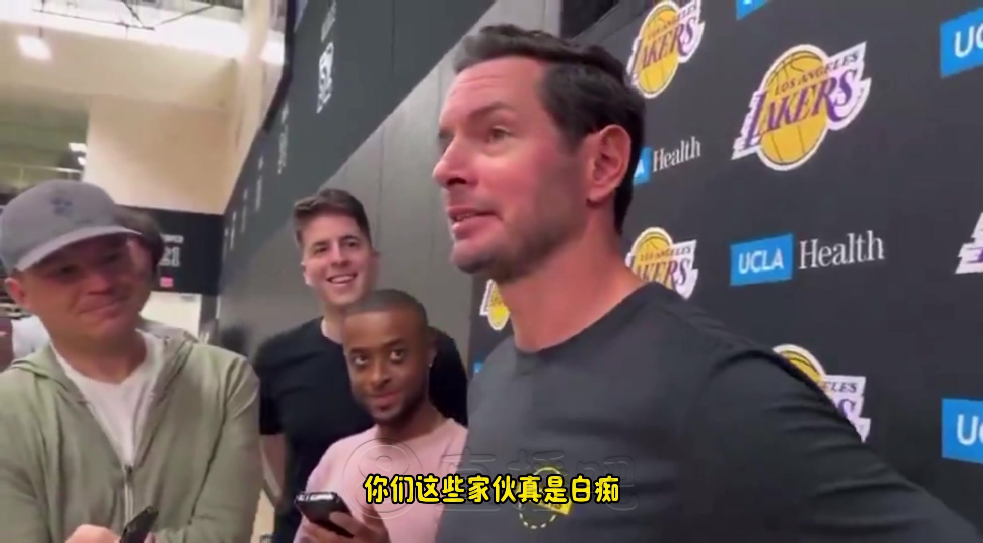 老詹决定2？雷迪克打趣：你们都是白痴，我们都知道那是广告
