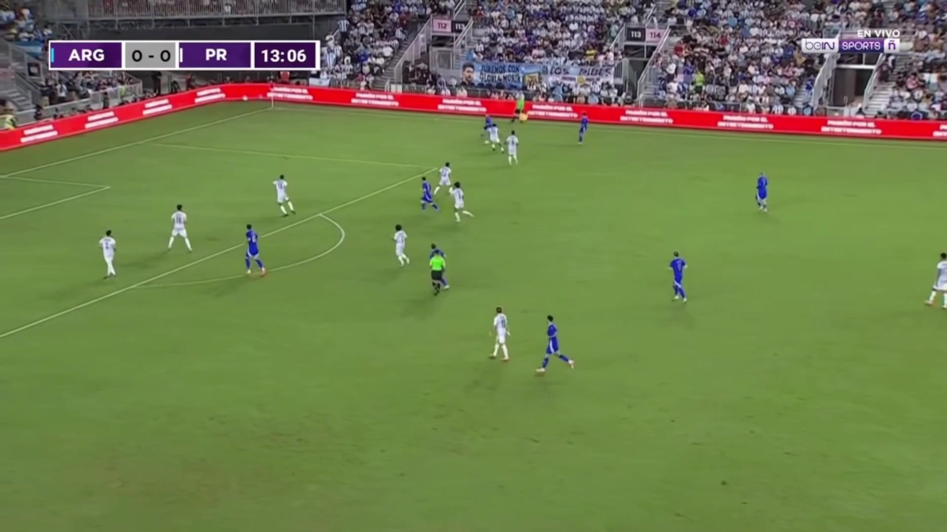 1-0！梅西推射击中横梁弹出，麦卡利斯特跟进抢点破门！