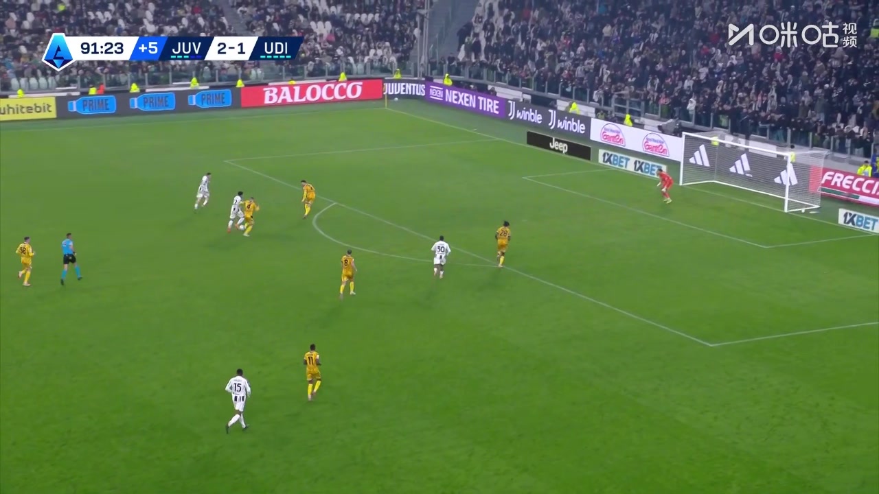 打破进球荒!伊尔迪兹补时点球主罚稳稳命中,尤文3-1领先!