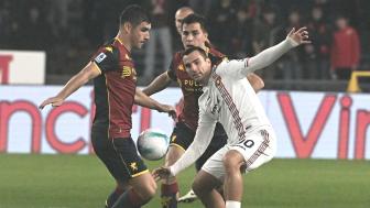 意甲-博纳佐利梅开二度 热那亚0-2不敌克雷莫内塞联赛难求一胜