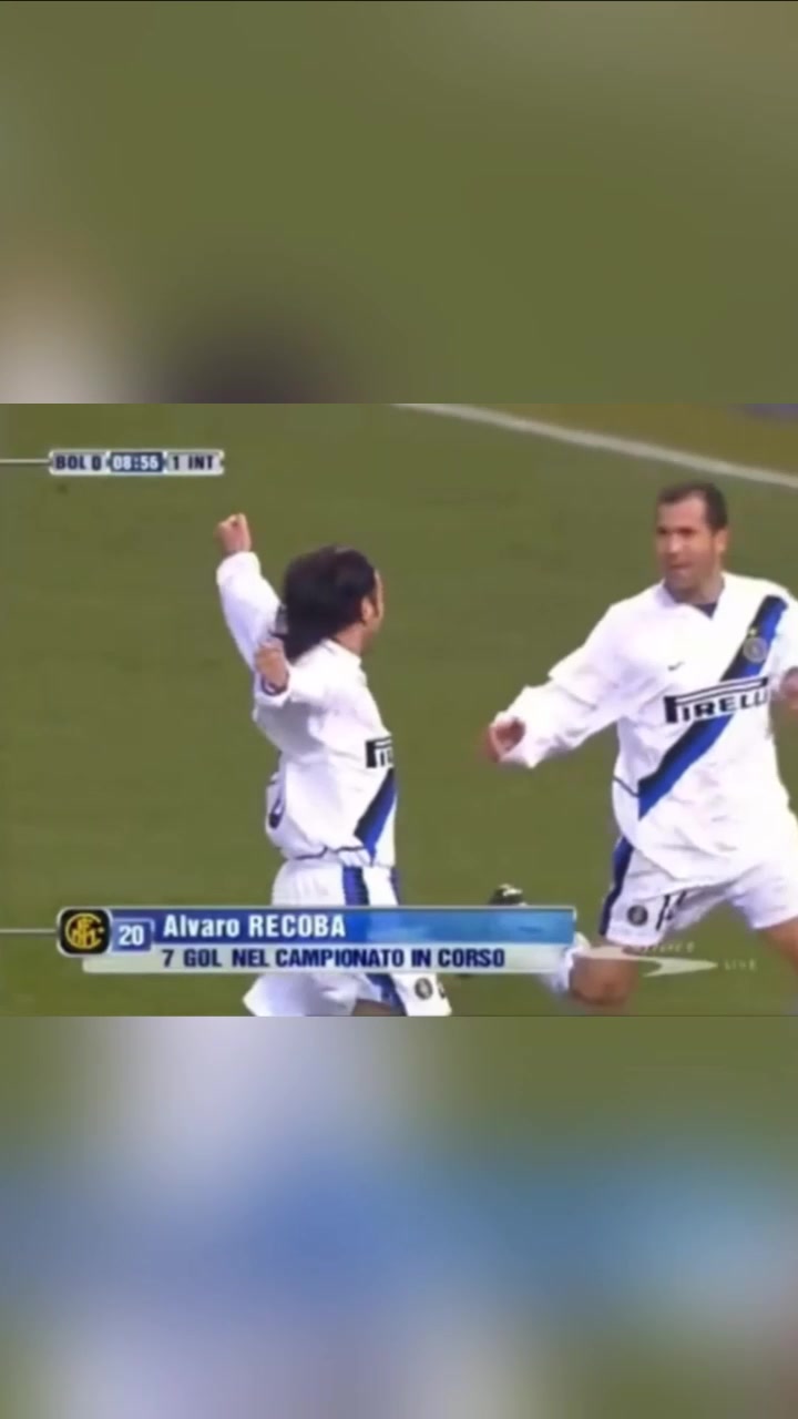 神级内脚背弧线!“中国男孩”雷科巴最强的一粒任意球破门!