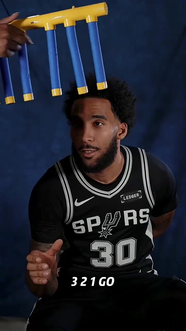 依旧不败!马刺球员此前的反应力挑战!