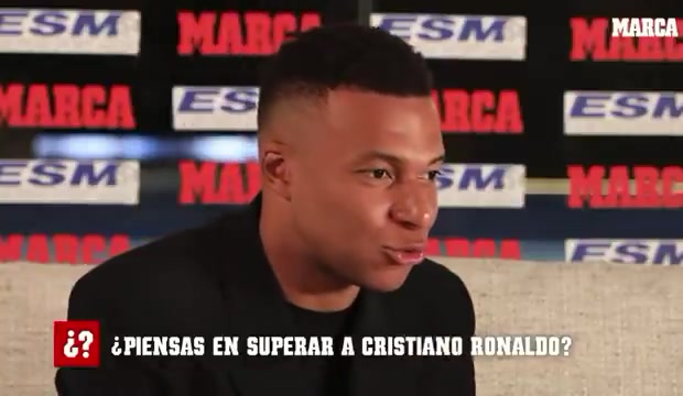 姆巴佩：超越C罗？他是马德里的标杆！我得再等等才能比较