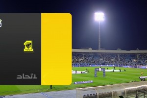 沙特联-法比尼奥染红 十人吉达联合4-4绝平赛哈特海湾