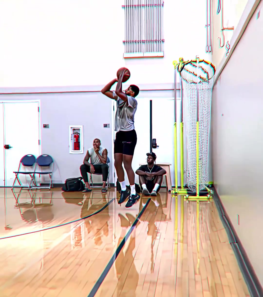 ⌜用25秒让你爱上保罗乔治⌟