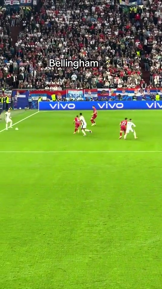 [你怎么看？]欧洲杯上，全世界球迷第一次见识到了贝林厄姆在比赛中的强大气场