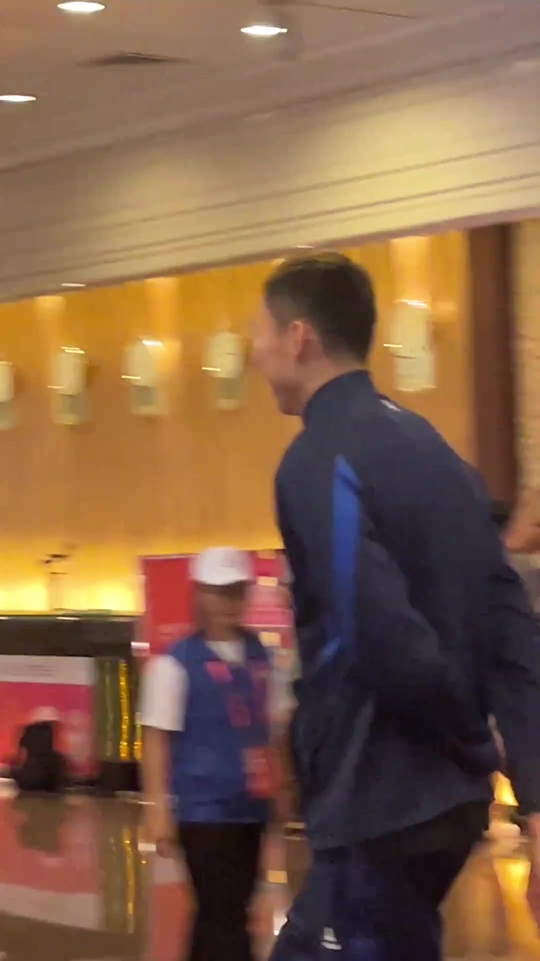 勁敵見面！哈哈哈哈哈