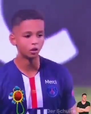 誰最可愛？網(wǎng)友當(dāng)年惡搞兒童版歐冠決賽拜仁vs巴黎！