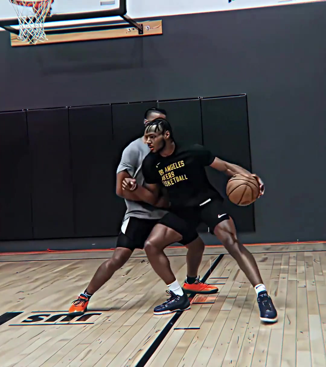 ?帶你感受下布朗尼的單挑局? 大家覺得他能繼承“皇位”嘛？