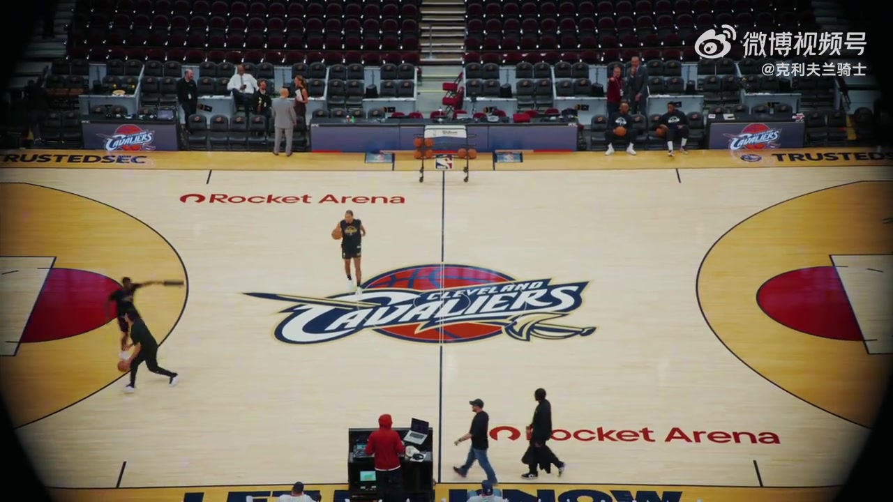 爺青回！騎士換上了當年詹姆斯騎士1.0時代的地板，太有感覺了