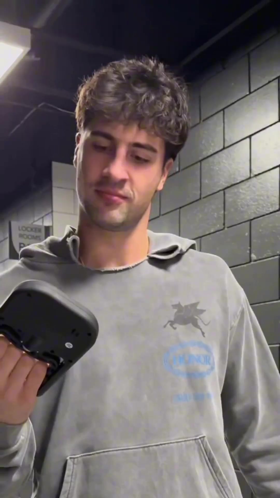 【篮球】猜猜谁是开拓者队里的握力之王？