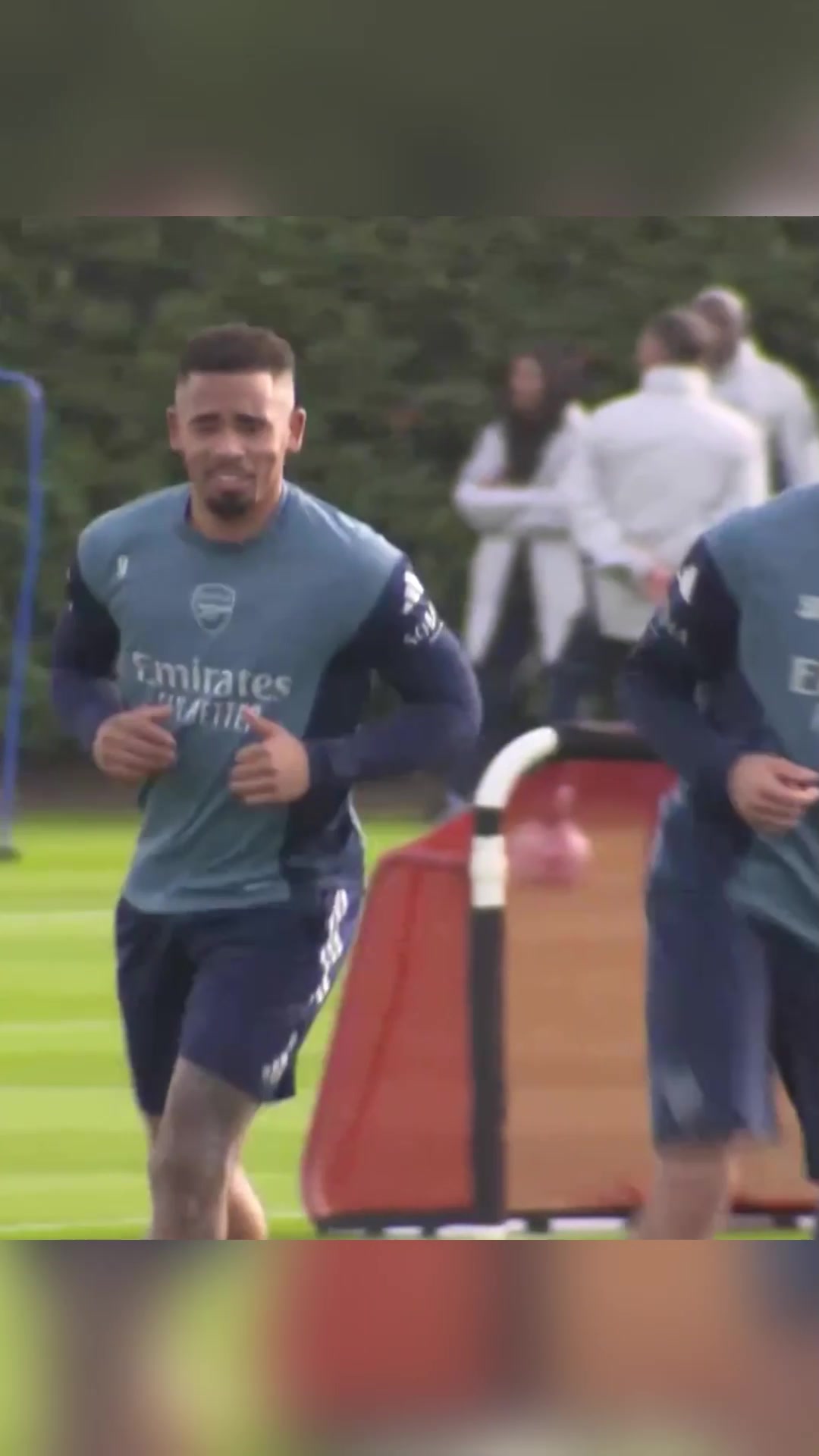 [值得一看]期待重返赛场！热苏斯伤愈归来参加球队训练！