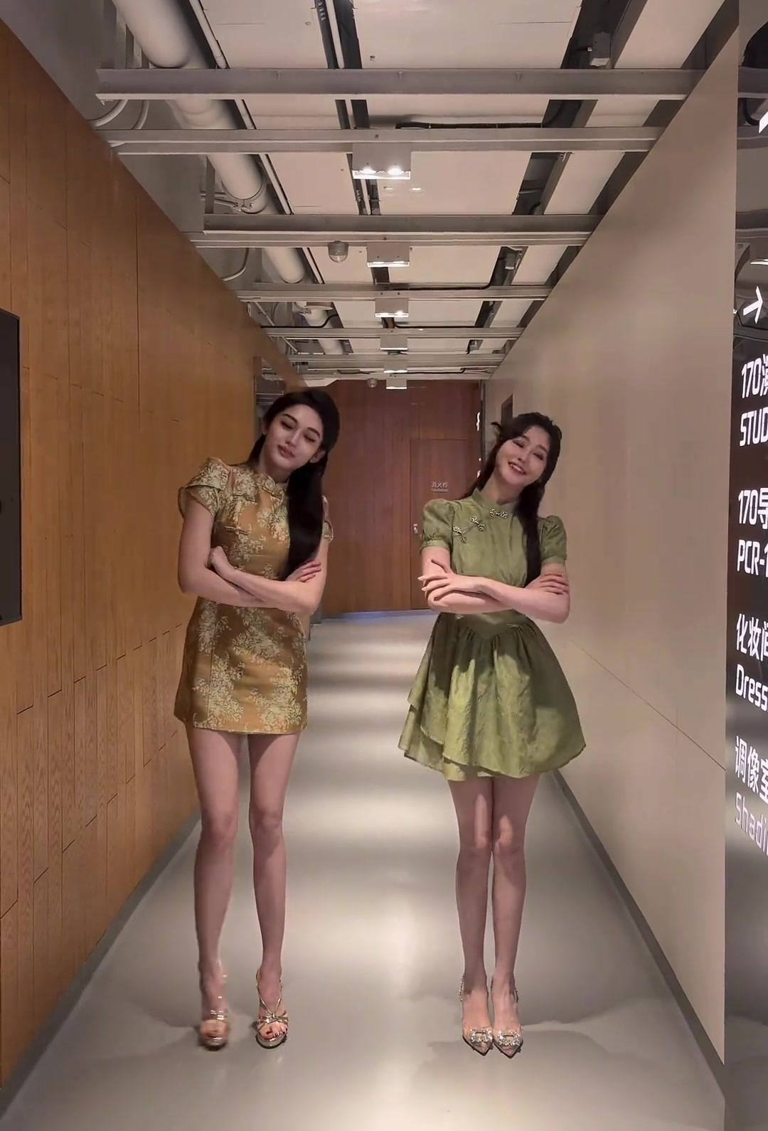 [精彩剪辑]腿长到离谱！女主播婧雯晒热舞视频：✌️ 姐姐妹妹快乐加倍