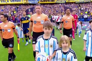 阿超-塞瓦略斯破门梅伦铁尔建功 博卡青年2-0河床