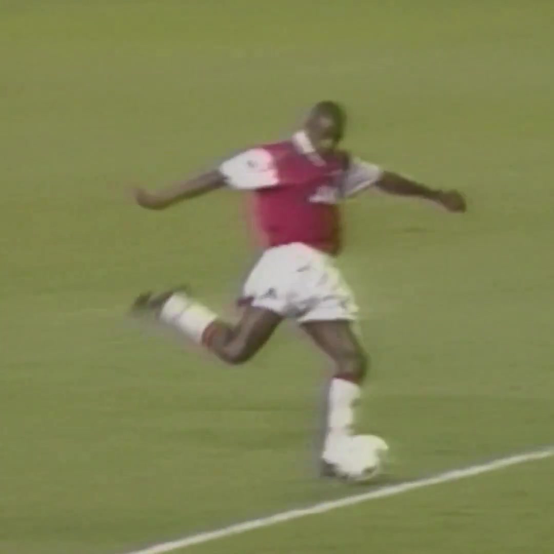 【阿森纳】老球迷的回忆：维埃拉攻破曼联球门