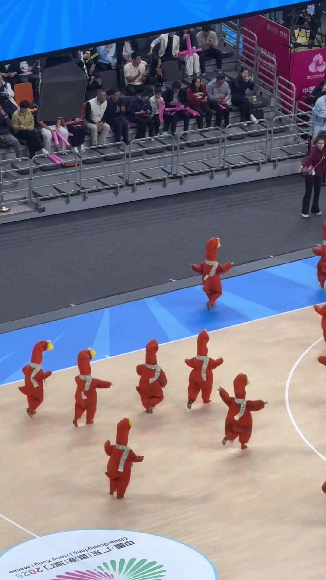 [篮球]终于见到东莞烧鹅！啊啊啊