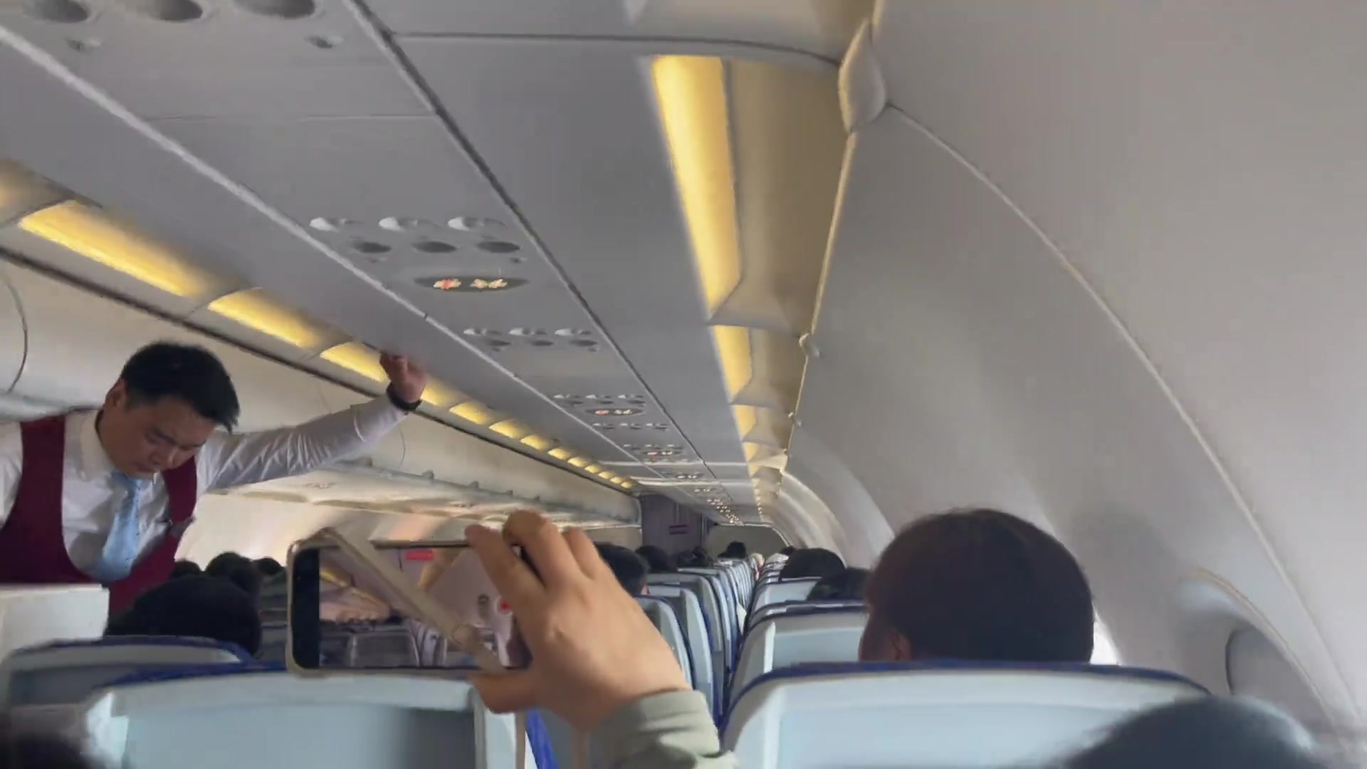 经历了这次离死亡最近的一次飞行