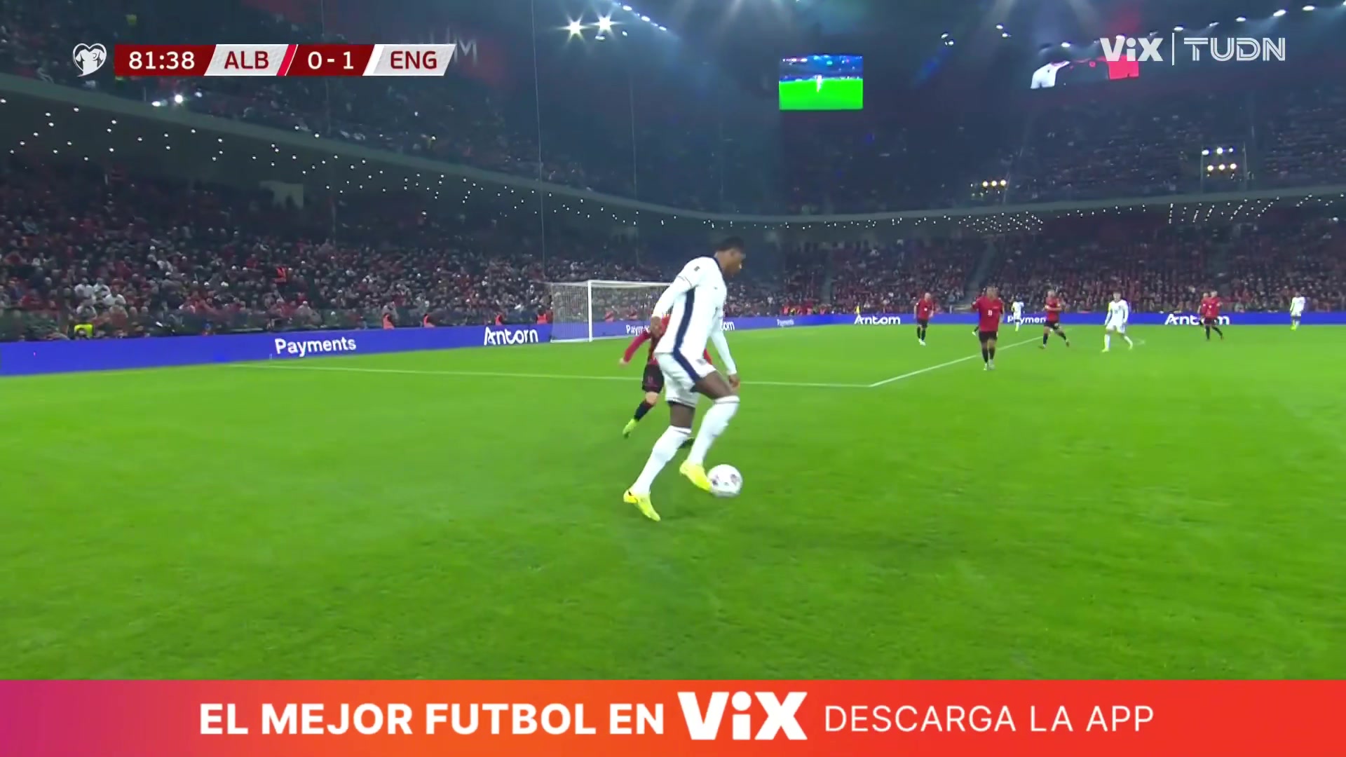 梅开二度！拉什福德过顶传球精准制导，凯恩头球破门