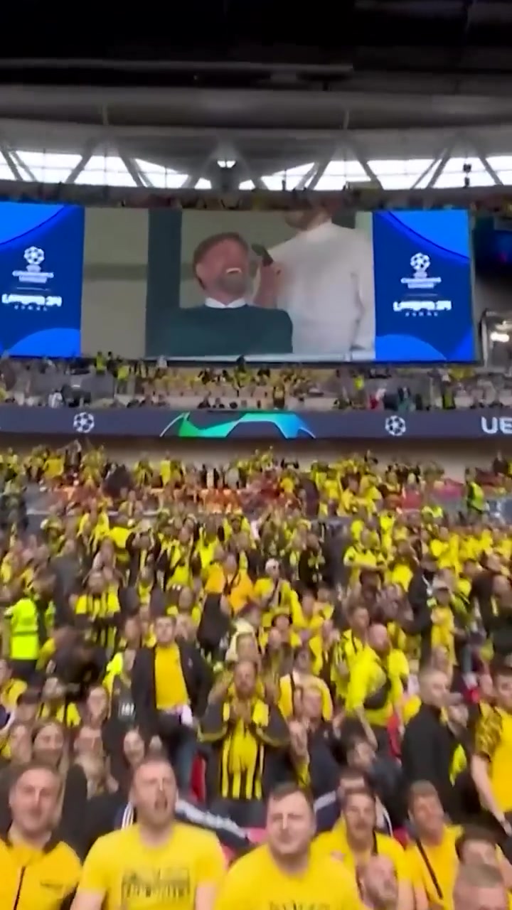 【推荐视频】差别明显！名场面：多特球迷看到克洛普和穆里尼奥不