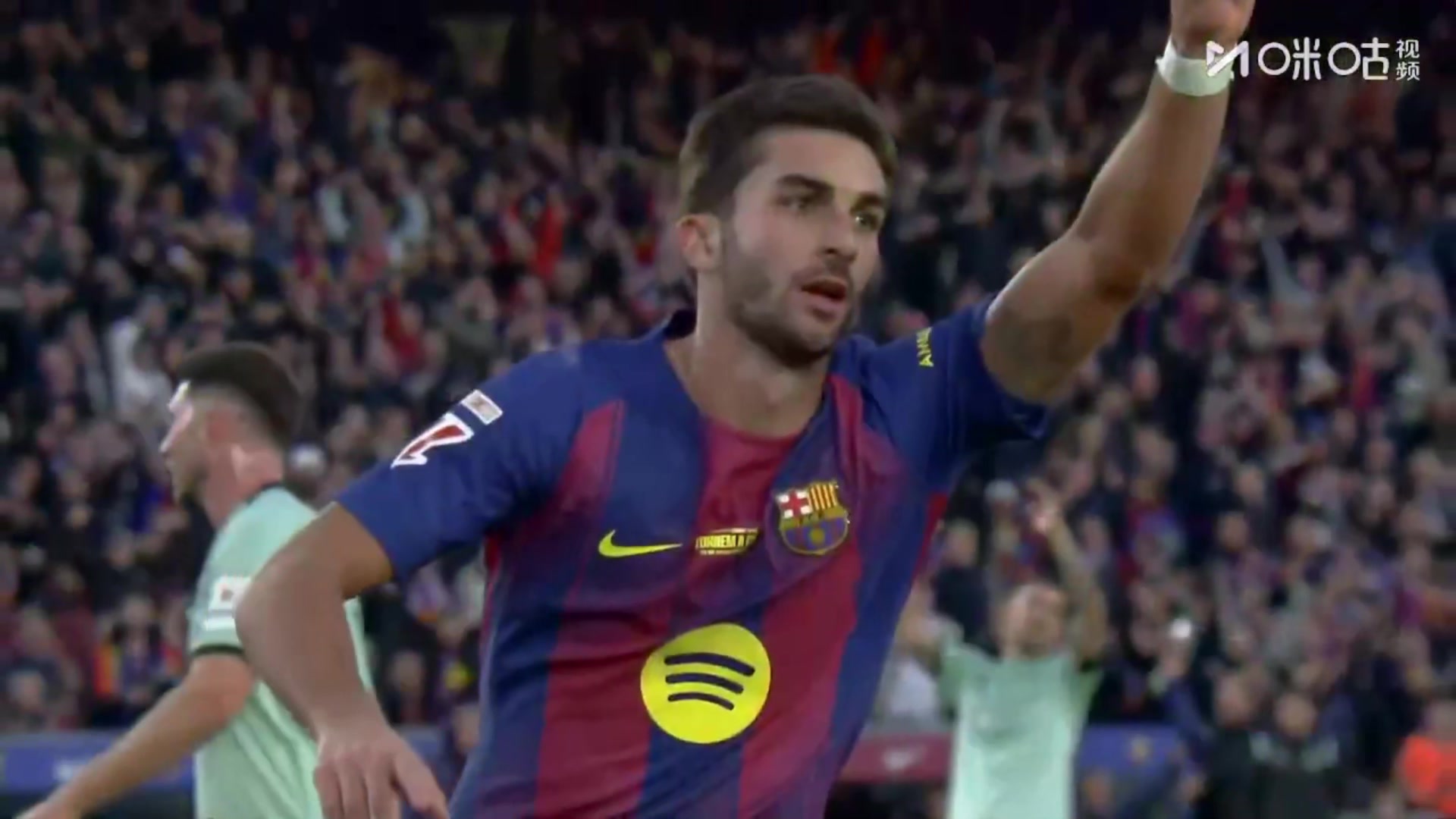 传的真好！亚马尔精准外脚背长传助攻，费兰单刀破门