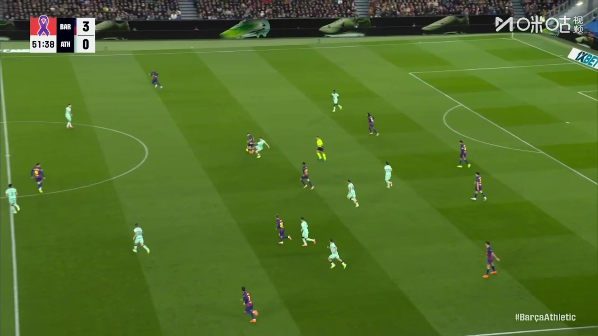 踢球还是踢人？！桑赛特凶狠踢倒费尔明，VAR介入将其直红罚下