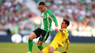 西甲-戈麦斯破门安东尼染红 十人皇家贝蒂斯1-1赫罗纳