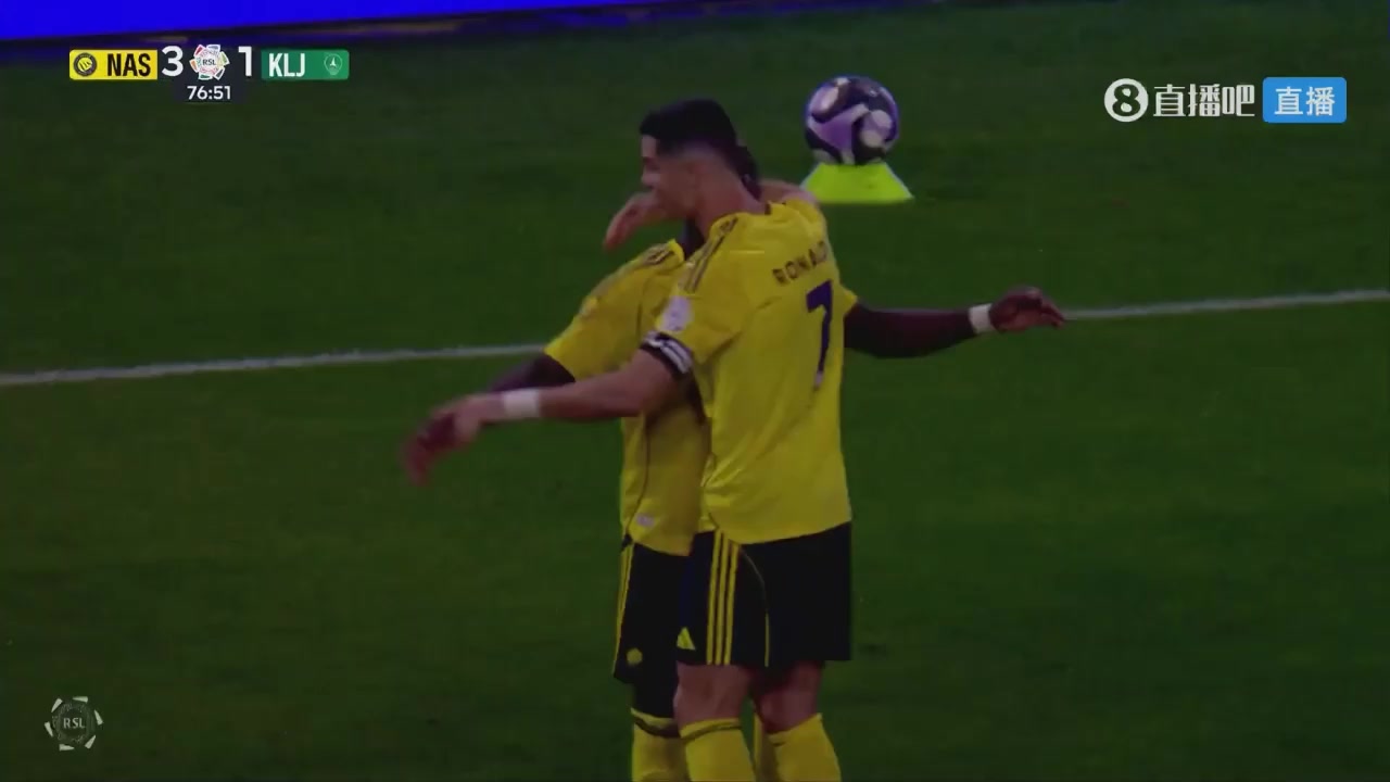 【比赛瞬时回放】马内禁区内不停球兜射死角破门！利雅得胜利3➡️-1赛哈特海湾！