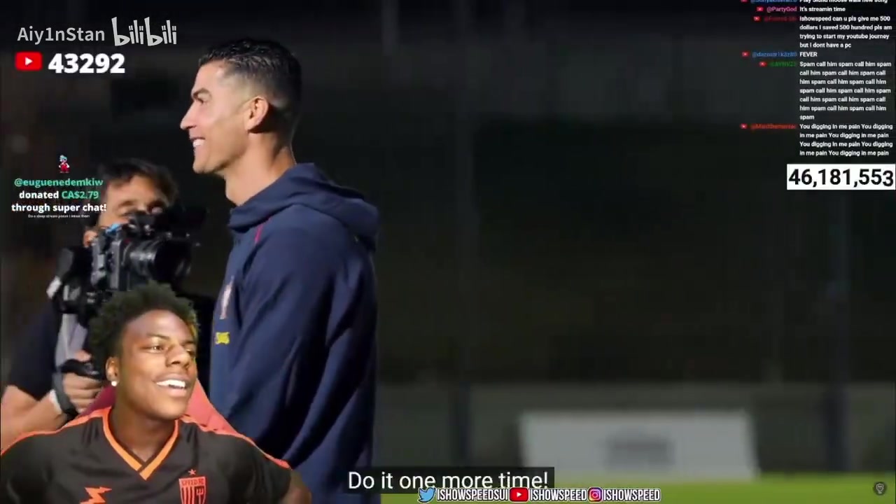  被惊呆了！甲亢哥不敢相信C罗击败机器人守门员