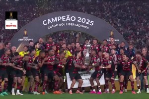 解放者杯-达尼洛制胜球进球 弗拉门戈1-0帕尔梅拉斯夺冠