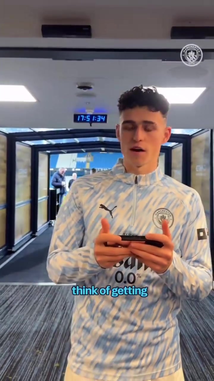 [精彩剪辑]解说自己！一起来看解说员福登还原自己最后的绝杀球