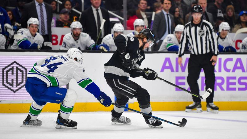 11月30日NHL常规赛 温哥华加人 1 - 2 洛杉矶国王 全场集锦