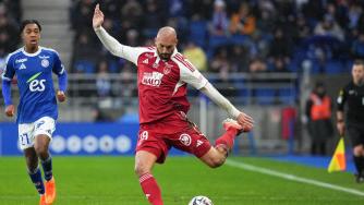 法甲-德尔·卡斯蒂略点射马格内蒂建功 布雷斯特2-1逆转斯特拉斯堡