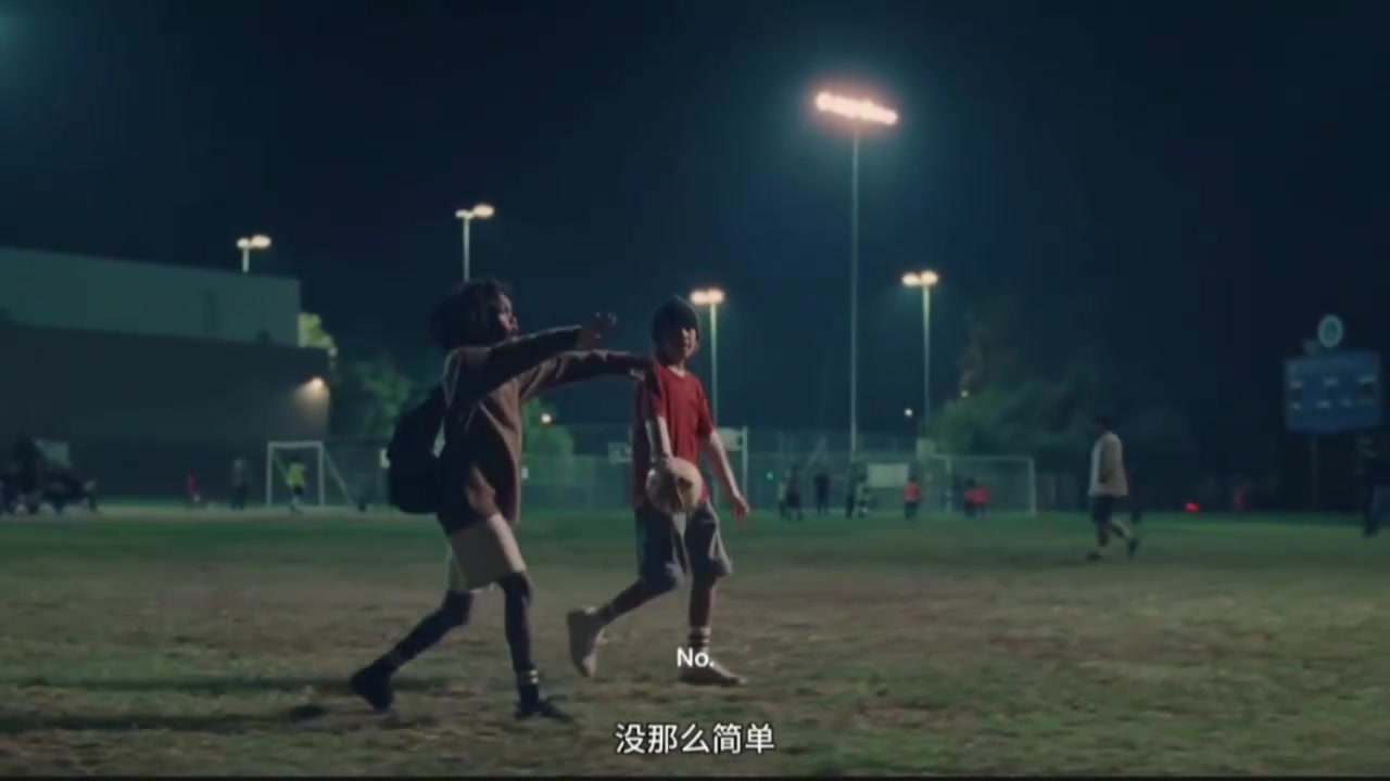 【赛场视频】C罗⬅️社媒宣✌️布✨投资AI，宣传视频引热议