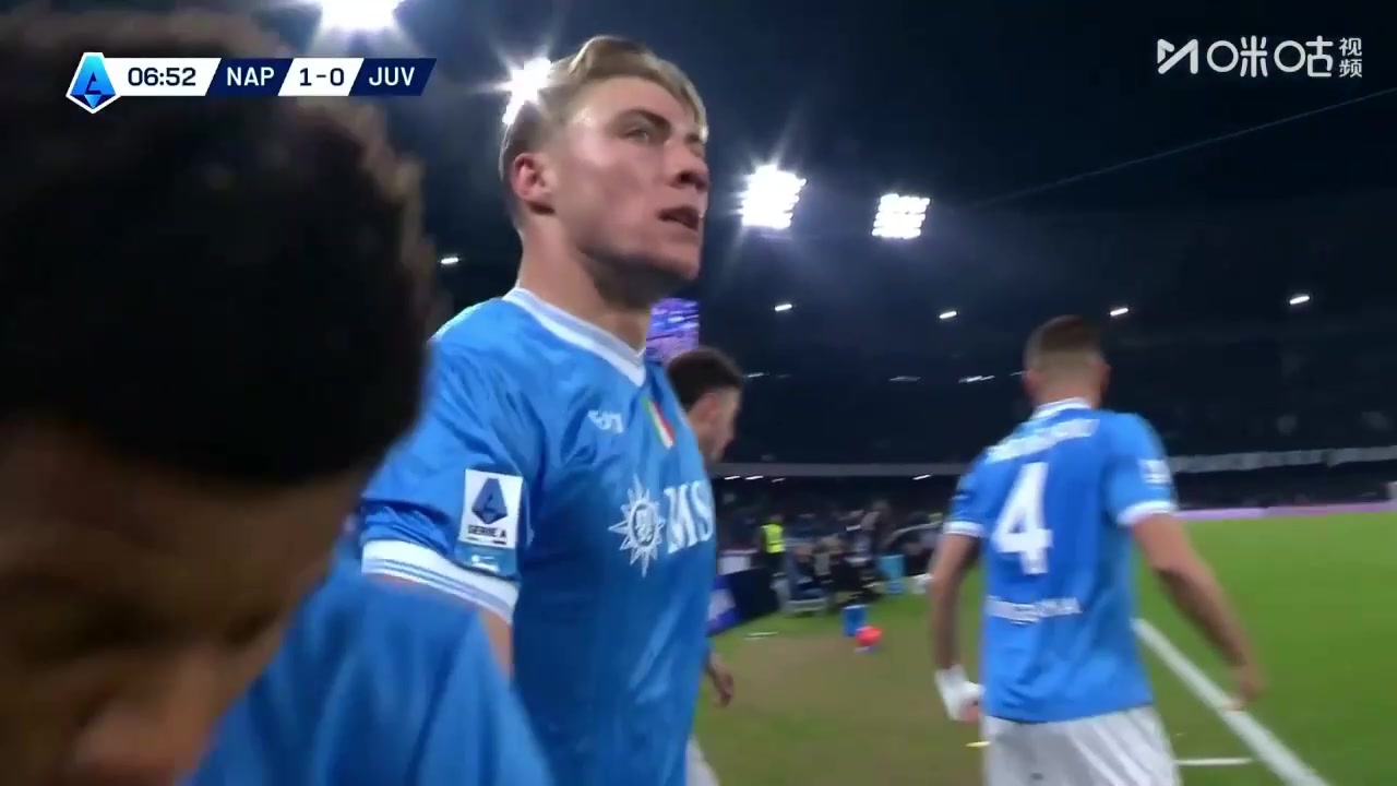 那不勒斯开场7分钟攻破尤文！内雷斯下底传中，霍伊伦铲射破门！