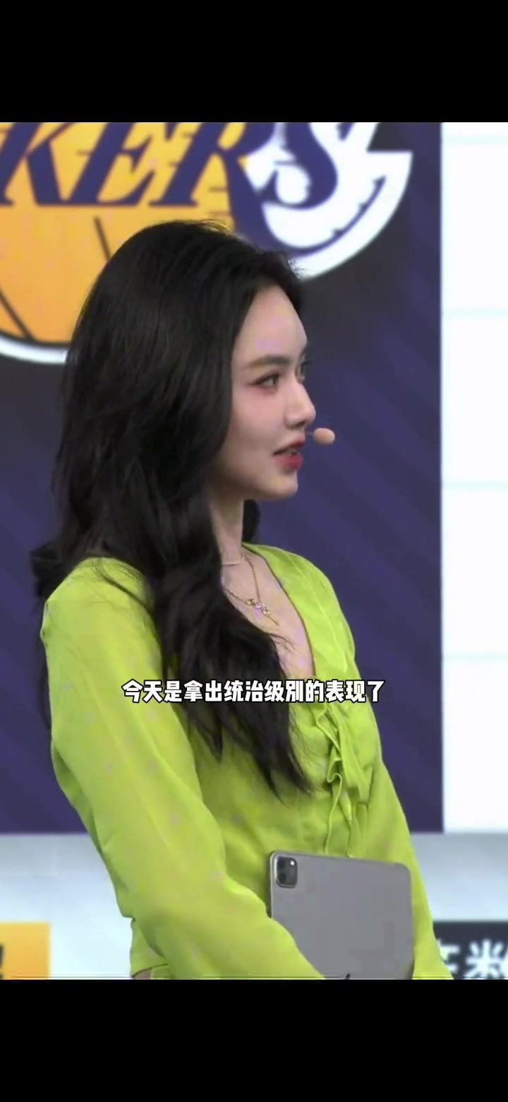 【湖人】美娜：老詹是年迈的国王，但年迈的国王也依旧是国王！