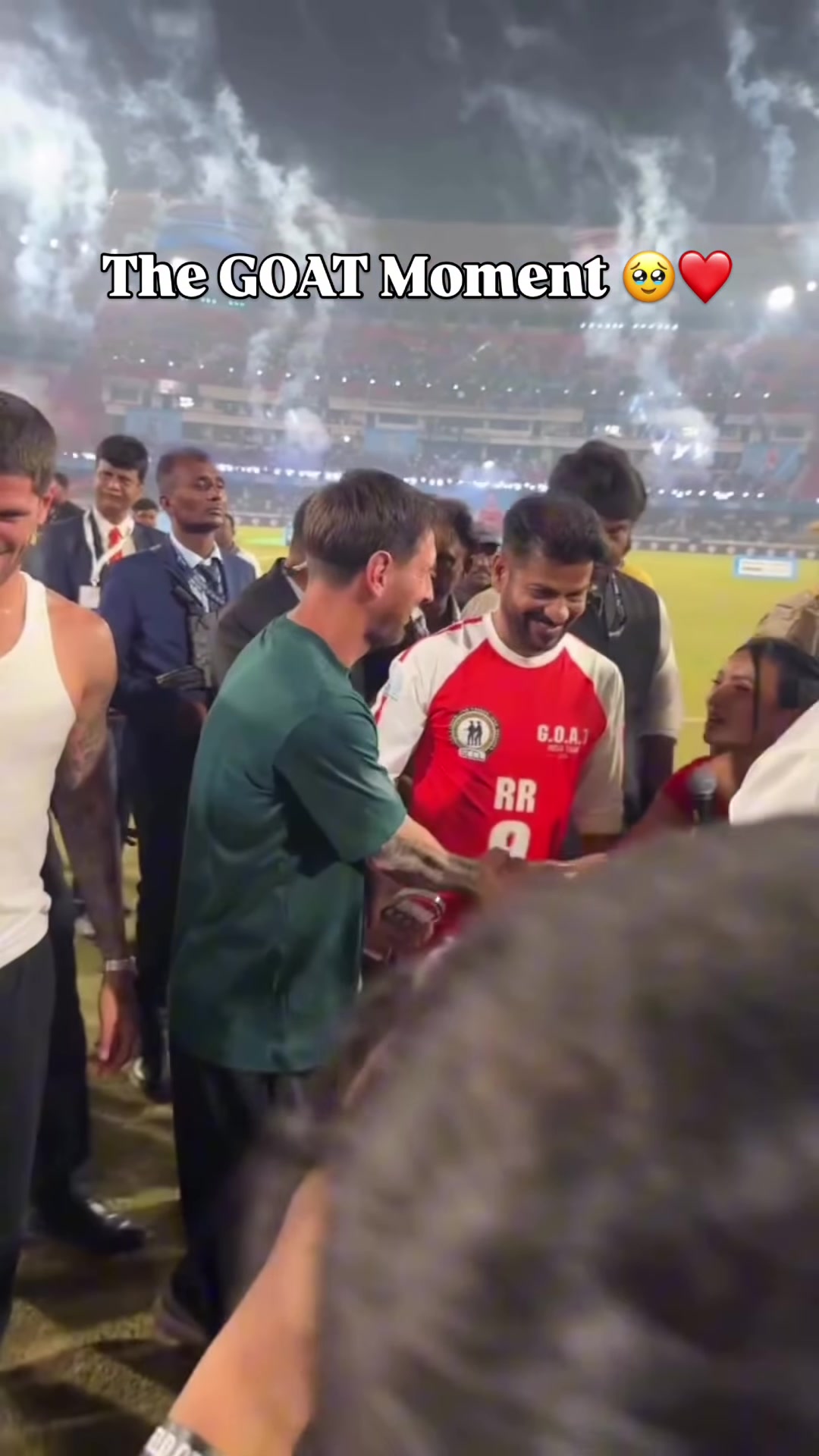 【实况精华剪辑】印度女主持记录下自⬅️己亲眼看到梅西：这是G⚾OAT的时刻！！