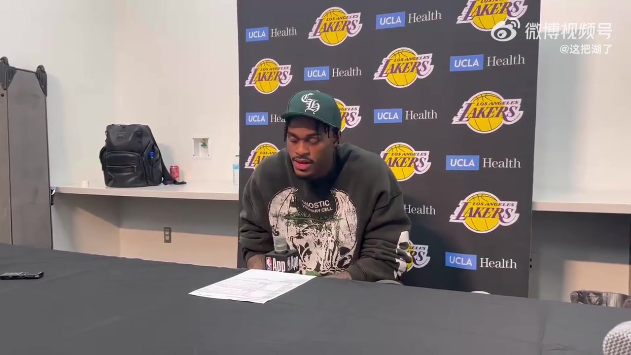 [有道理嘛?]范德彪谈狄龙：他今晚搞那些花招，结果付出了代价