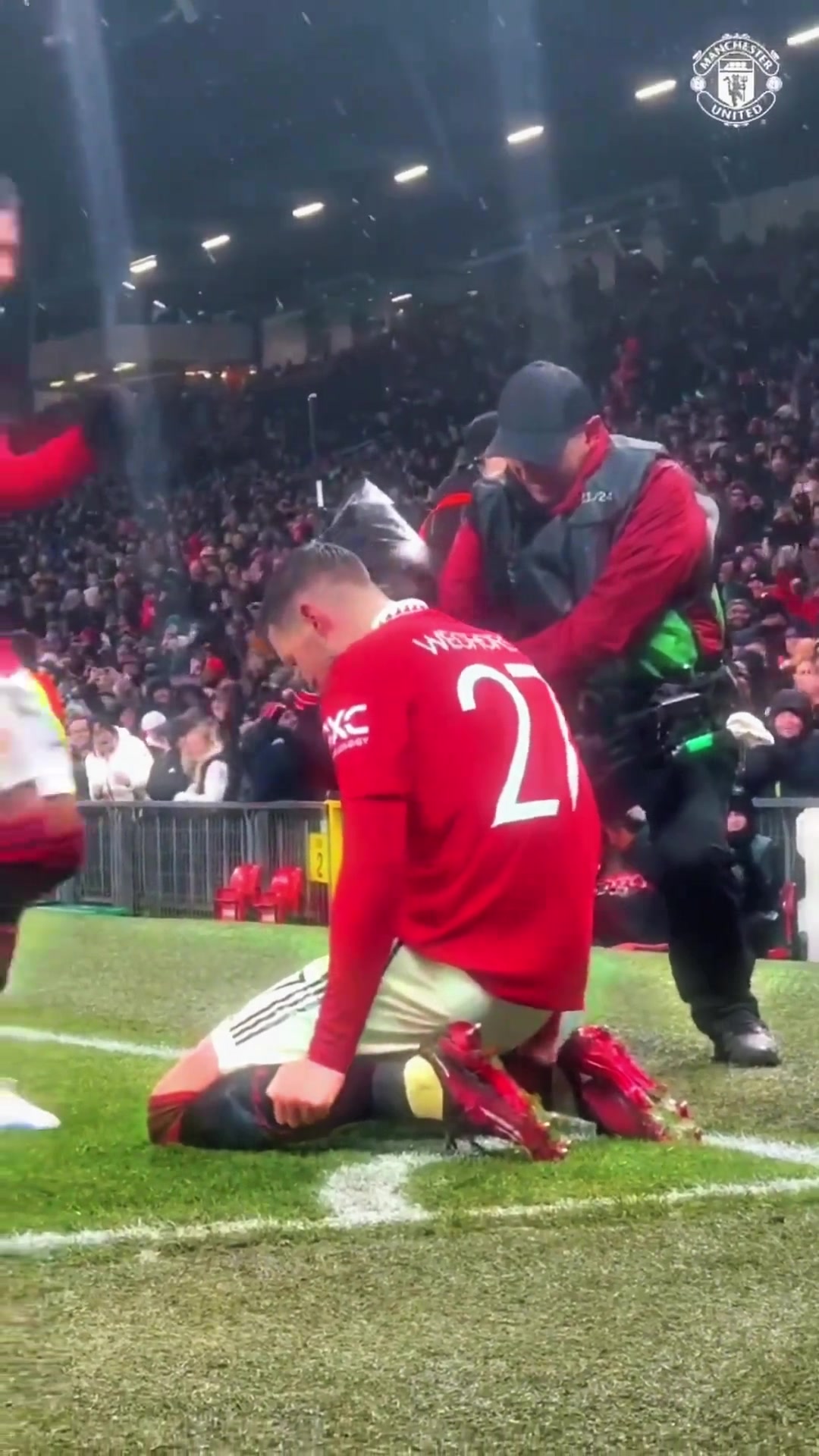 那天野花做了场玫瑰的梦？曼联球迷：他从来不是什么野花！