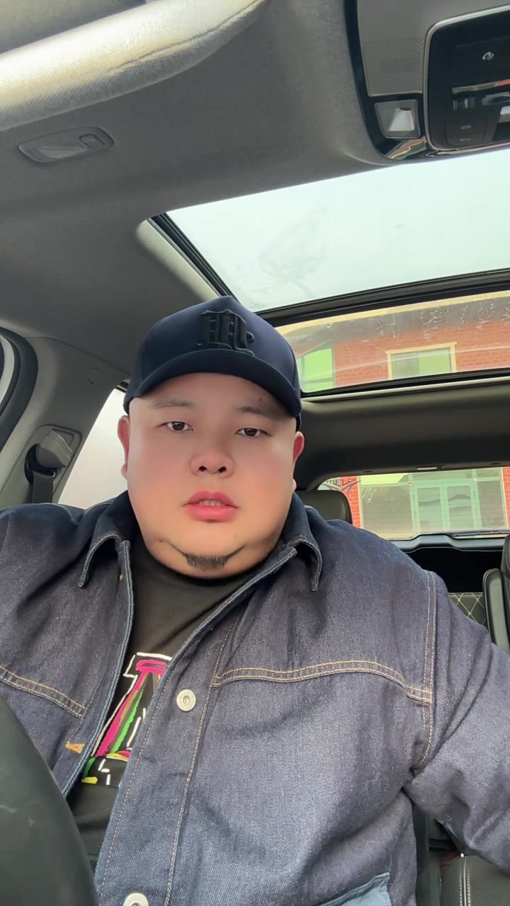 [今日看点视频]博主：前国脚戴琳欠➡️钱不还竟然还有人为他说