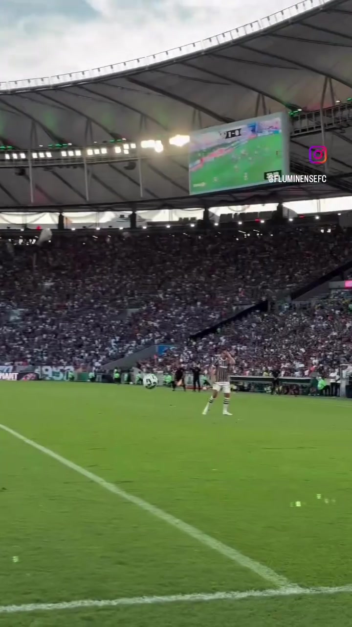 [推荐]老骥伏枥！现场直拍弟媳此前的炮弹头球破门！目标重返欧