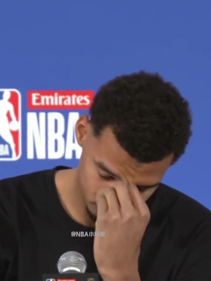 【赛事回顾】文班➡️眼眶泛红全是泪⚽水，用哭➡️腔说：抱歉，