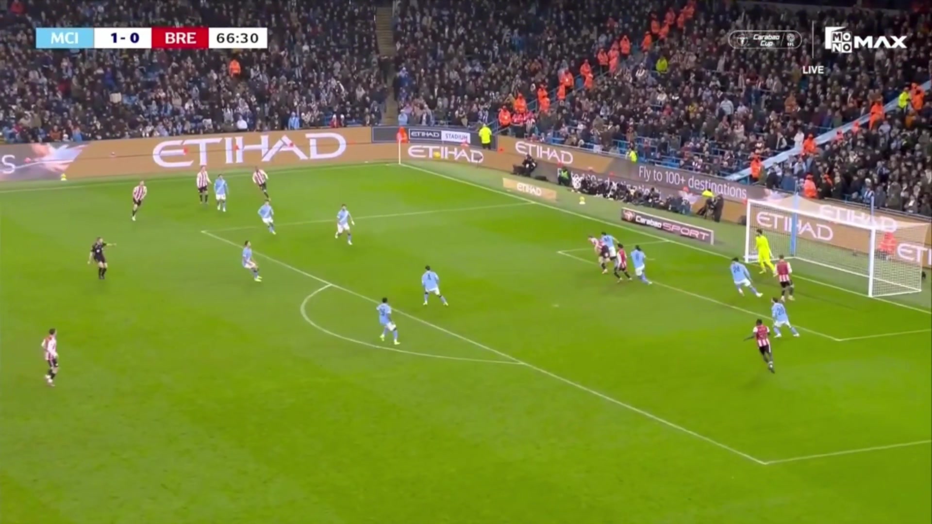 高效反击!萨维尼奥奔袭射门折射入网,曼城2球领先! 高效反击!萨维尼奥奔袭射门折射入网,曼城2球领先!