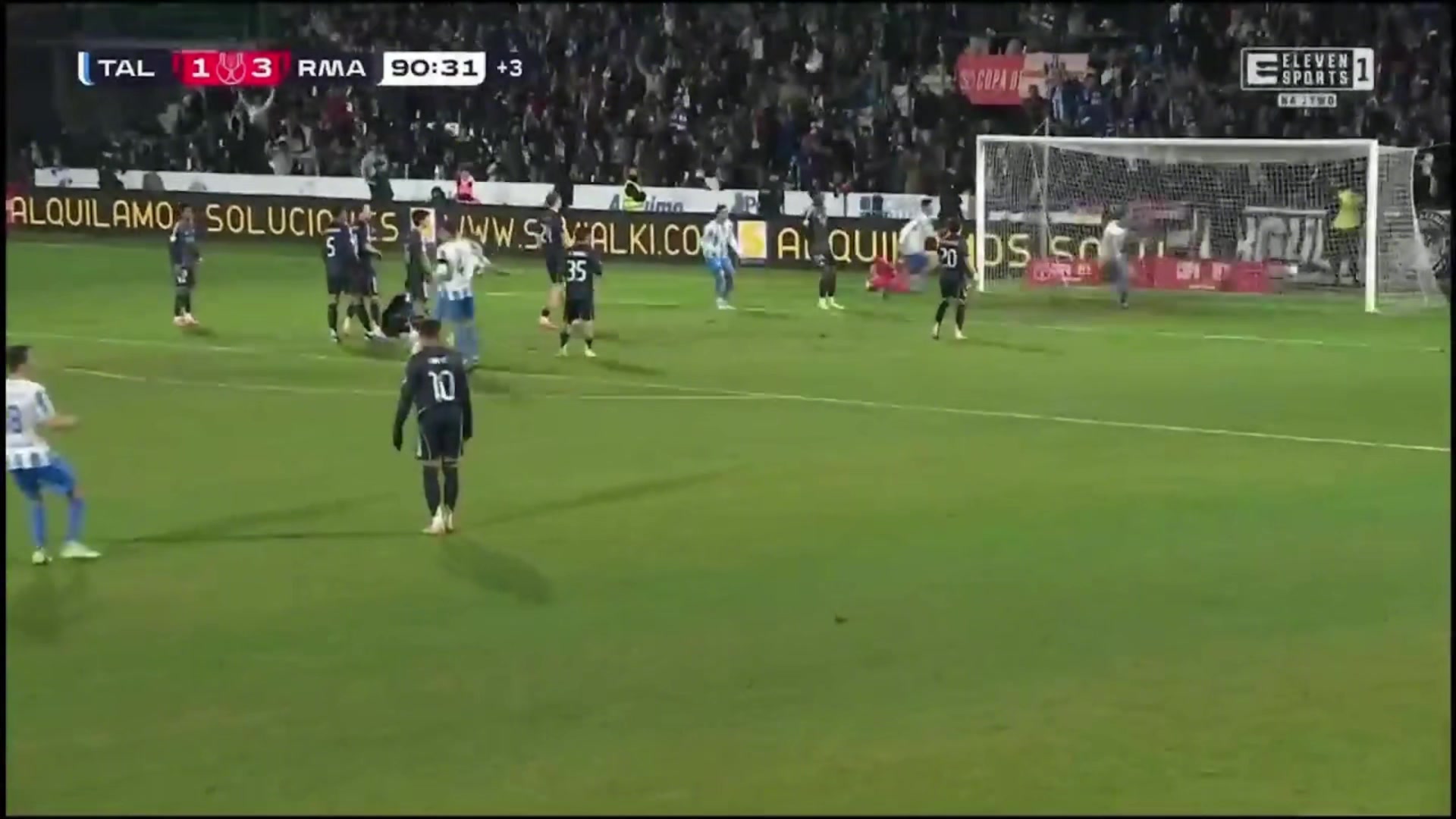 悬念再起!塔拉维亚补时再入一球,皇马暂3-2领先 悬念再起!塔拉维亚补时再入一球,皇马暂3-2领先