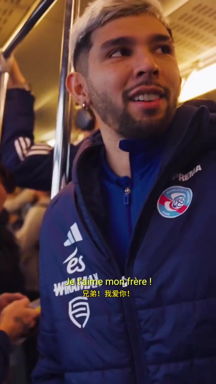 【值得一看】欧协联轻松晋级！白堡三个西语人在线学“我爱你”！