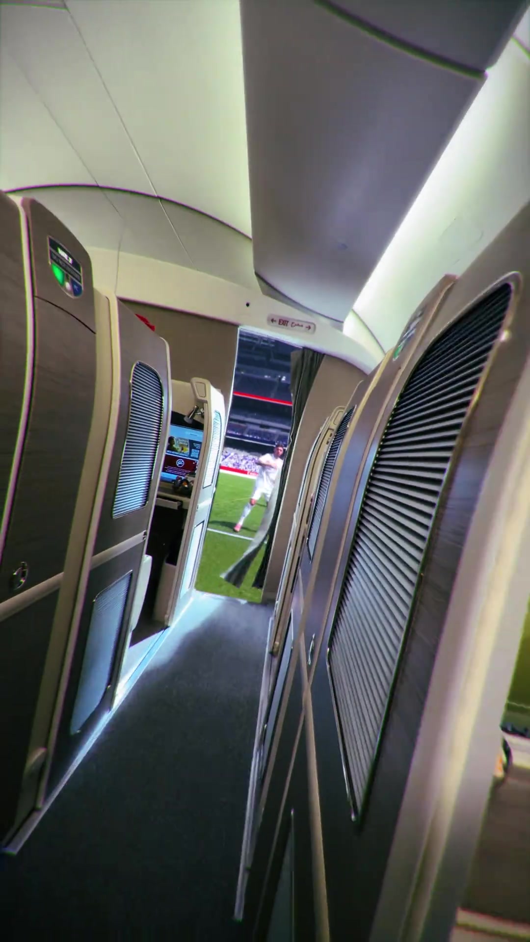 [视频]球员视角：在皇马当前锋什么体验？